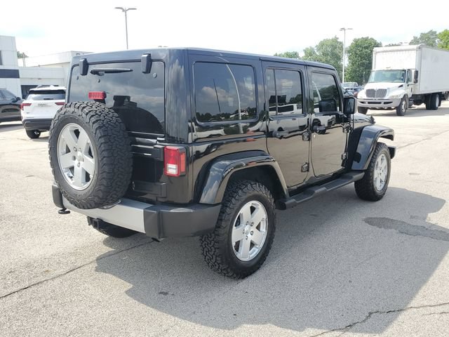 Used 2011 Jeep Wrangler Unlimited Sahara w/ Dual Top Group AWD/4WD image 6