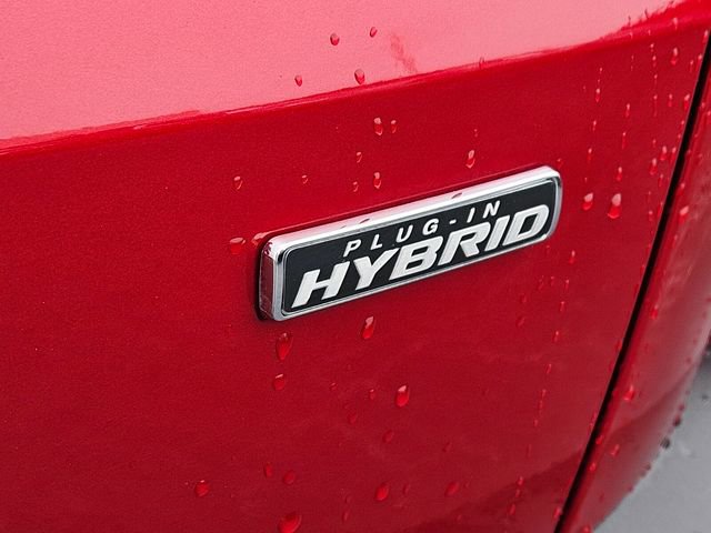 Used 2024 Ford Escape SE w/ PHEV Premium Package image 16