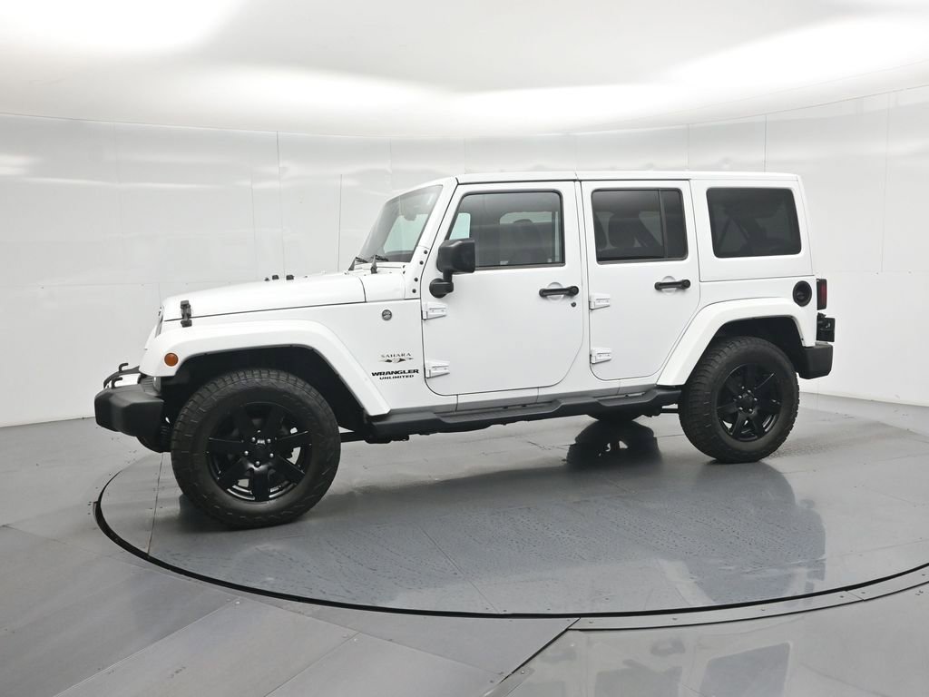 Used 2016 Jeep Wrangler Unlimited Sahara w/ Connectivity Group image 27