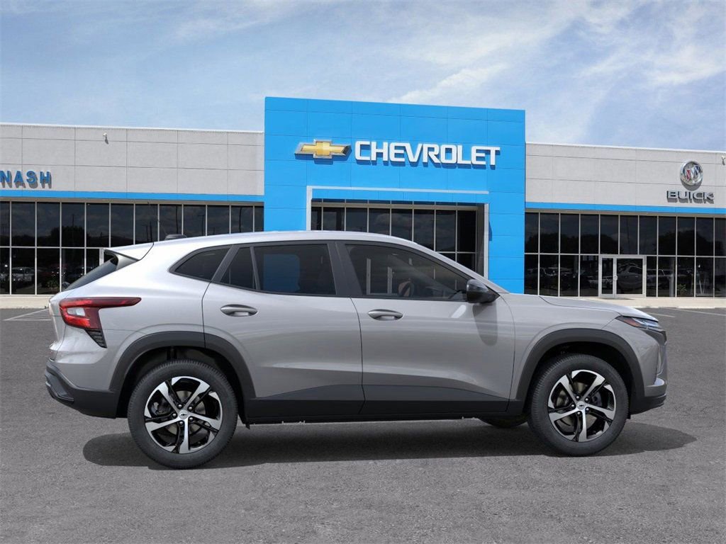 New 2026 Chevrolet Trax RS w/ Sunroof Package image 5