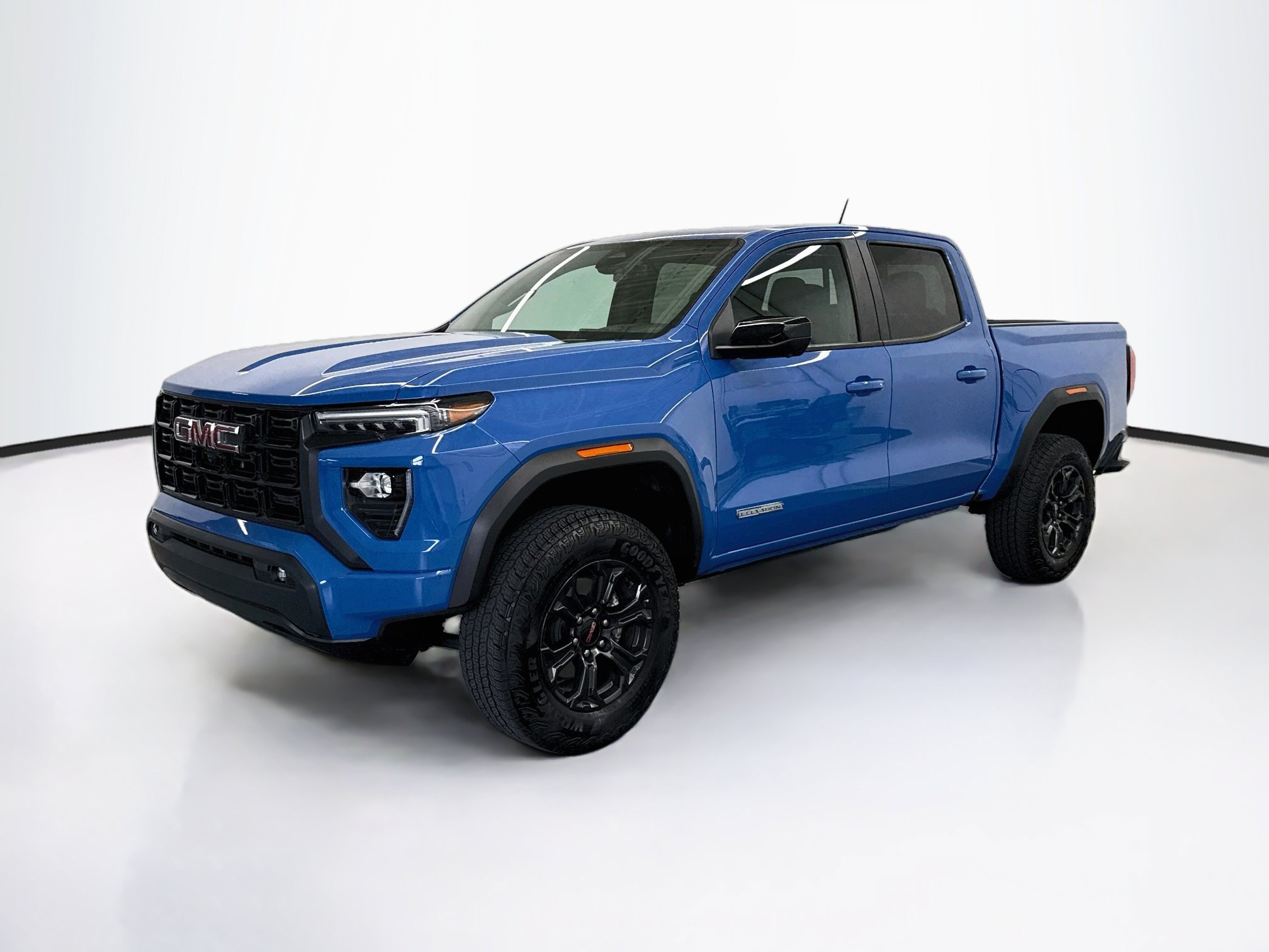 Used 2025 GMC Canyon Elevation w/ Convenience Package RWD image 3
