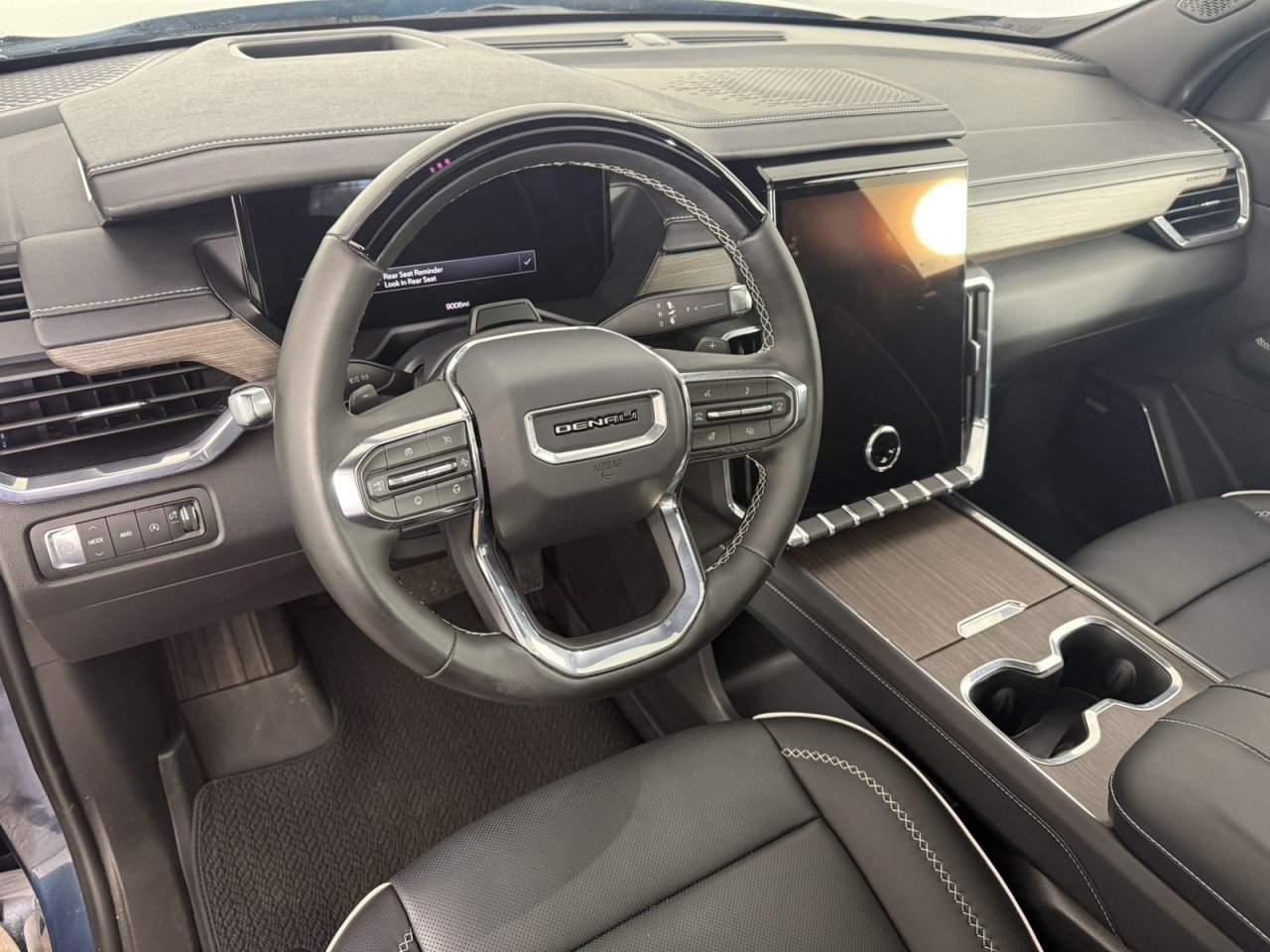 Used 2026 GMC Acadia Denali w/ Super Cruise Package AWD/4WD image 19