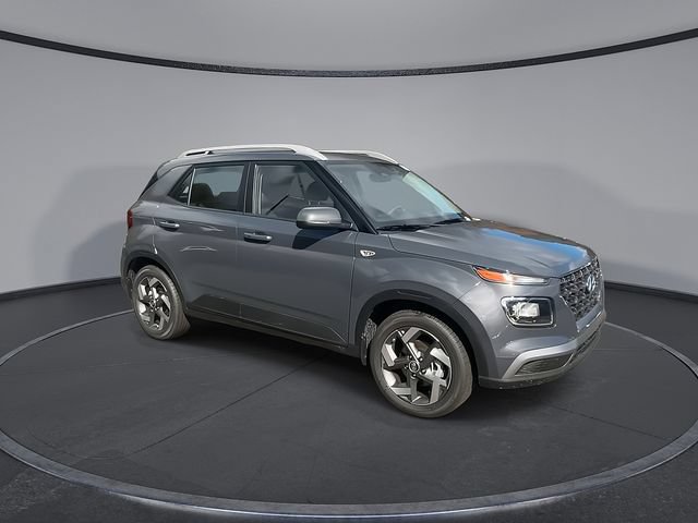 New 2025 Hyundai Venue SEL FWD image 2