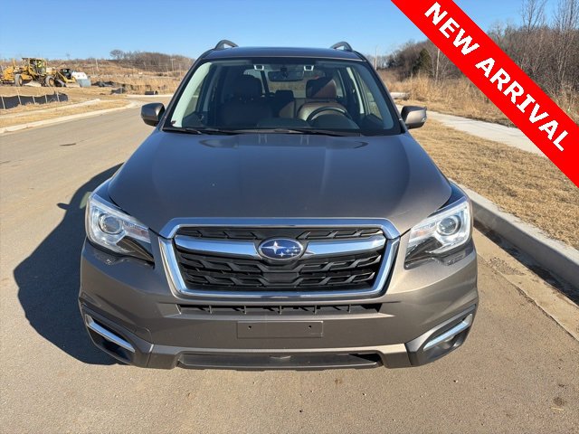 Used 2018 Subaru Forester 2.5i Touring w/ Popular Package #3B image 8