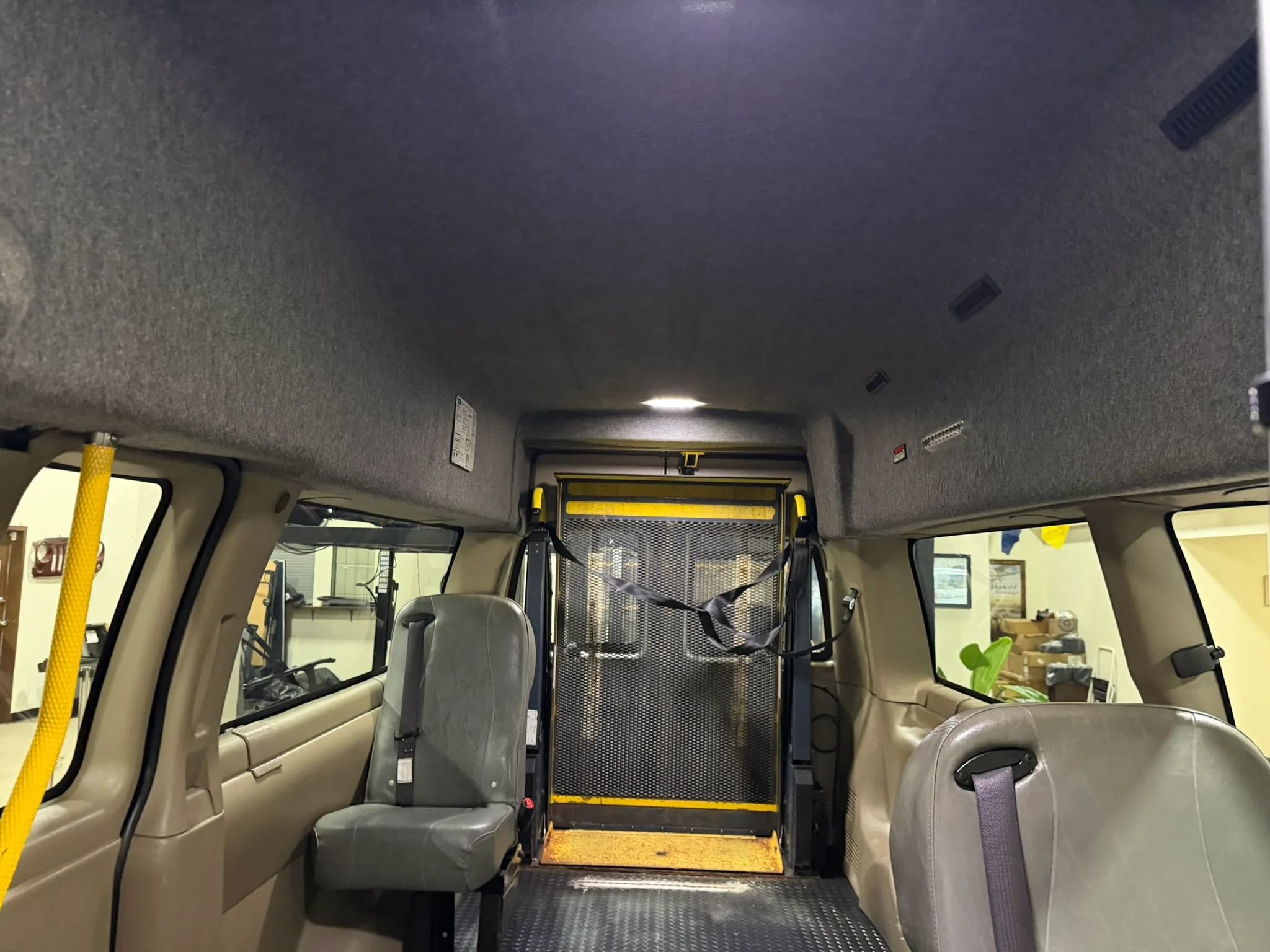 Used 2014 Chevrolet Express 3500 LT w/ LT Preferred Equipment Group RWD image 36