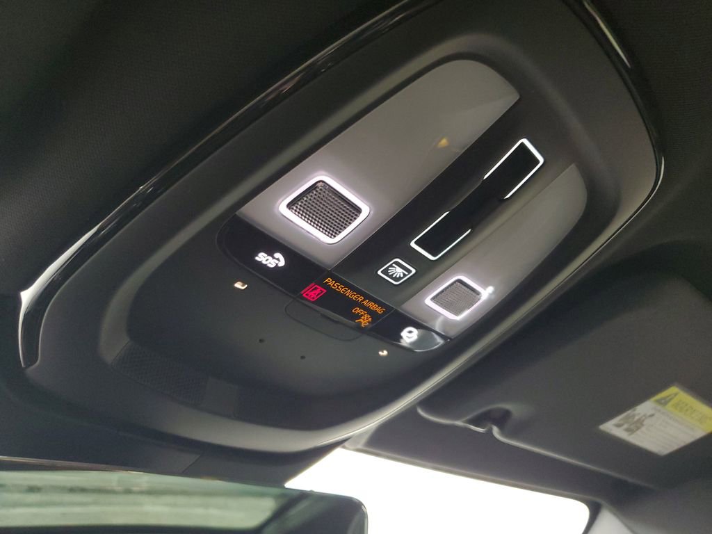 Used 2024 Volvo V60 T8 Polestar w/ Protection Package Premier image 36