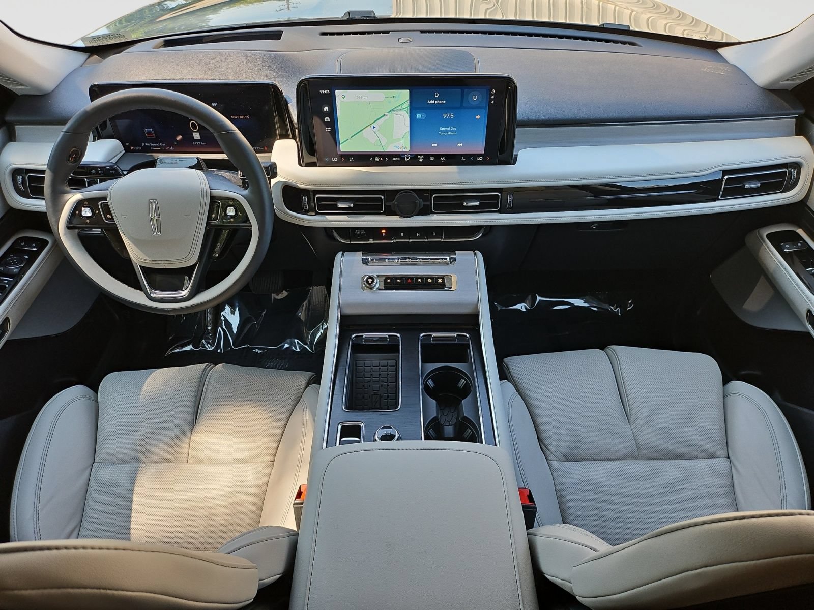 Used 2025 Lincoln Aviator Reserve w/ Equipment Group 201A AWD/4WD image 10