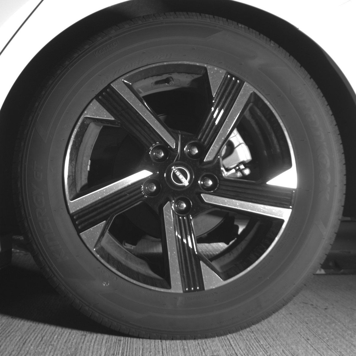 Used 2025 Nissan Sentra SV image 14