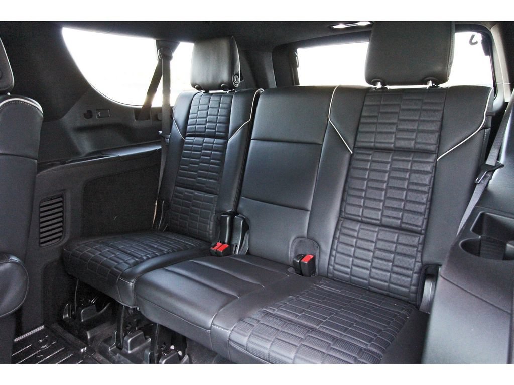 Used 2022 Cadillac Escalade ESV Sport Platinum AWD/4WD image 14