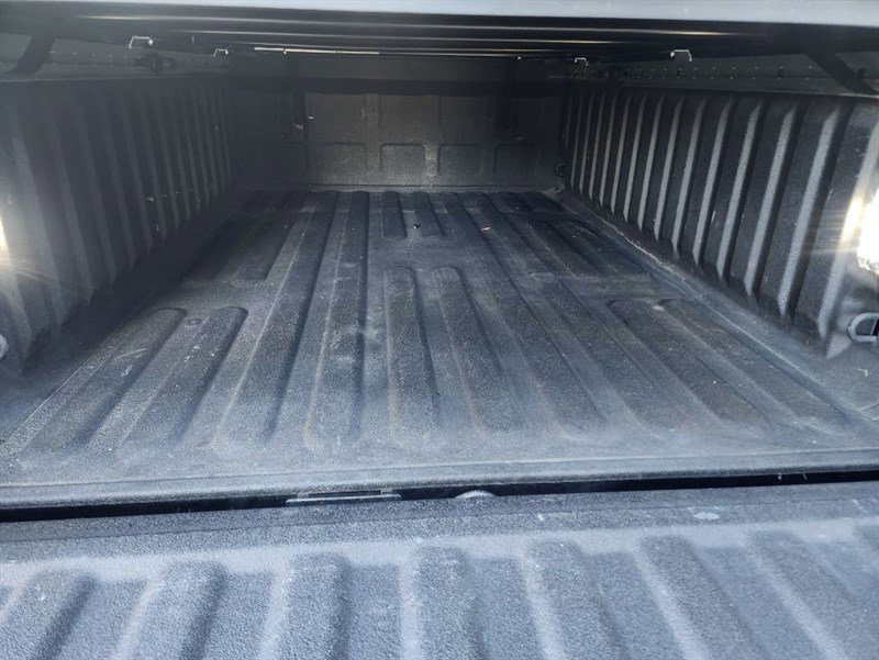 Used 2022 RAM 2500 Limited w/ Safety Group image 15