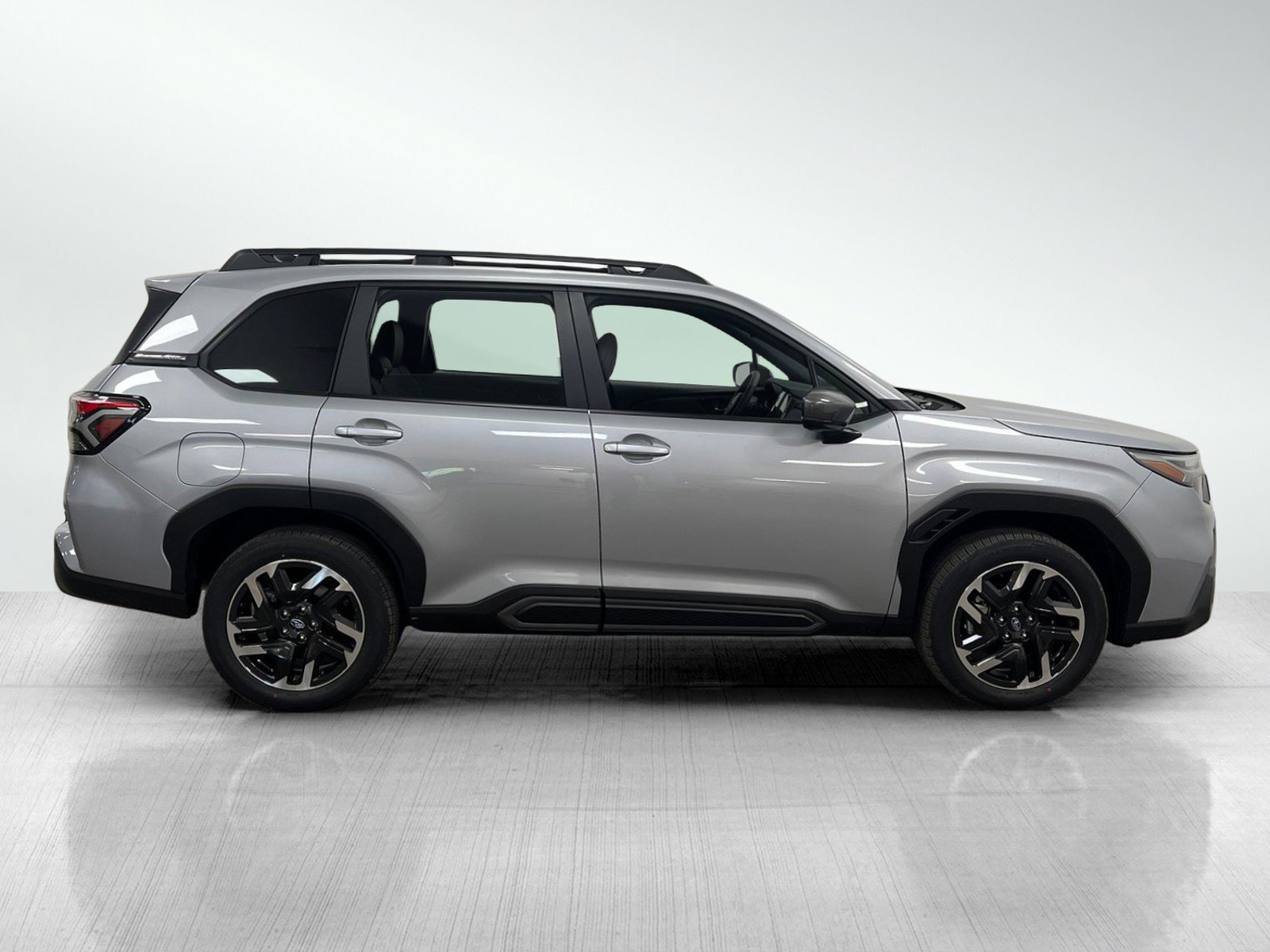 New 2025 Subaru Forester Limited image 4