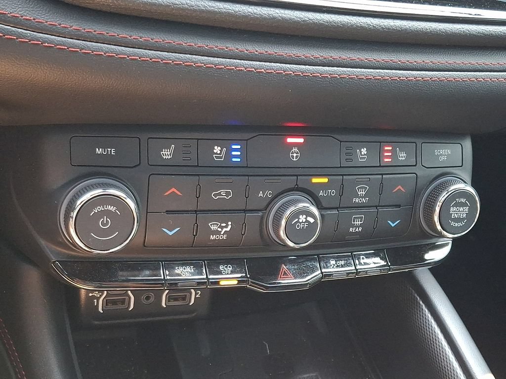 Used 2023 Dodge Durango R/T AWD/4WD image 18