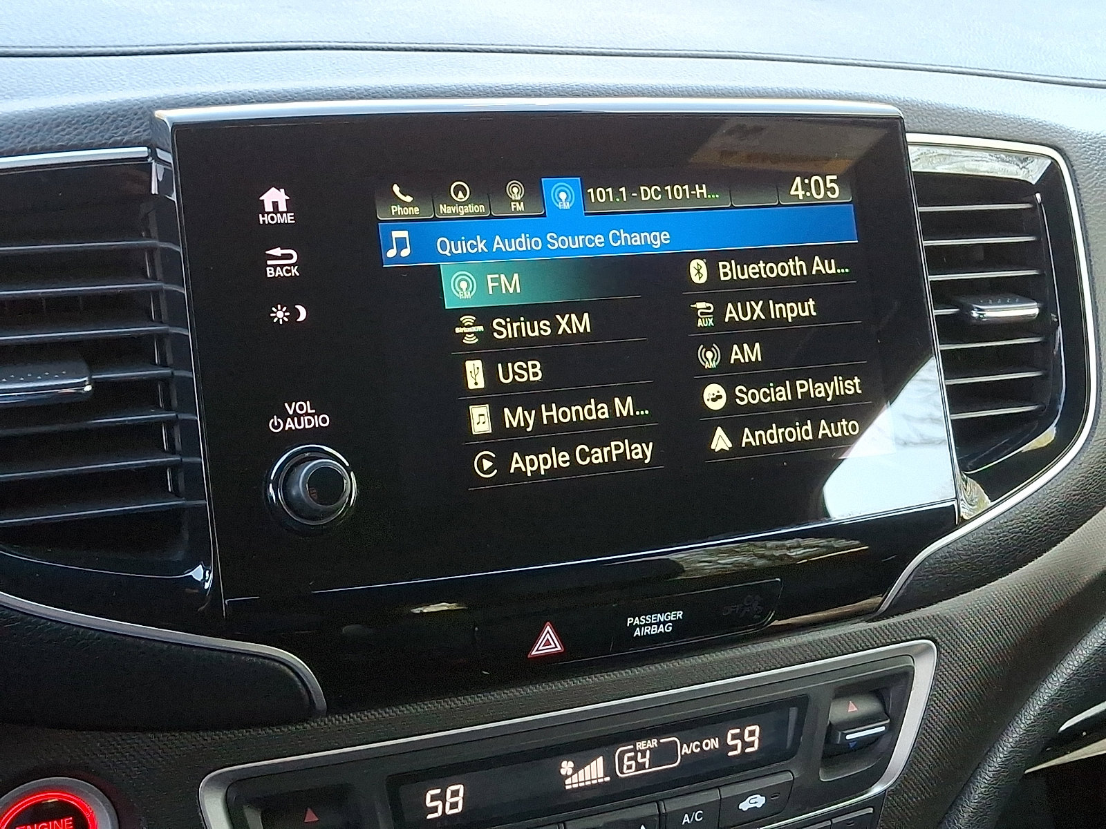 Used 2023 Honda Passport TrailSport image 18