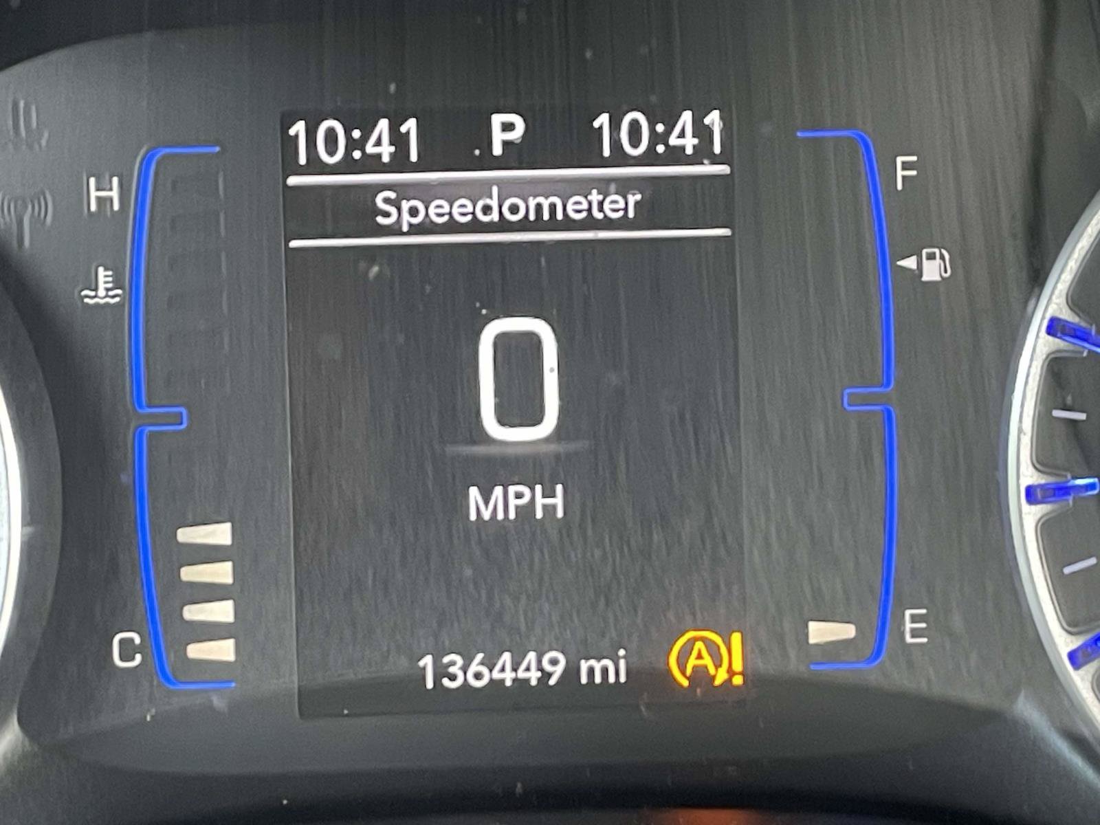 Used 2018 Chrysler Pacifica Touring FWD image 19