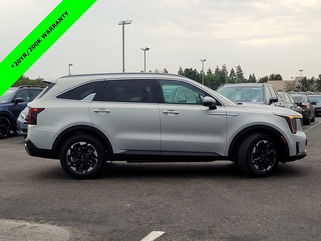 New 2026 Kia Sorento S w/ S Panoramic Sunroof Package image 3