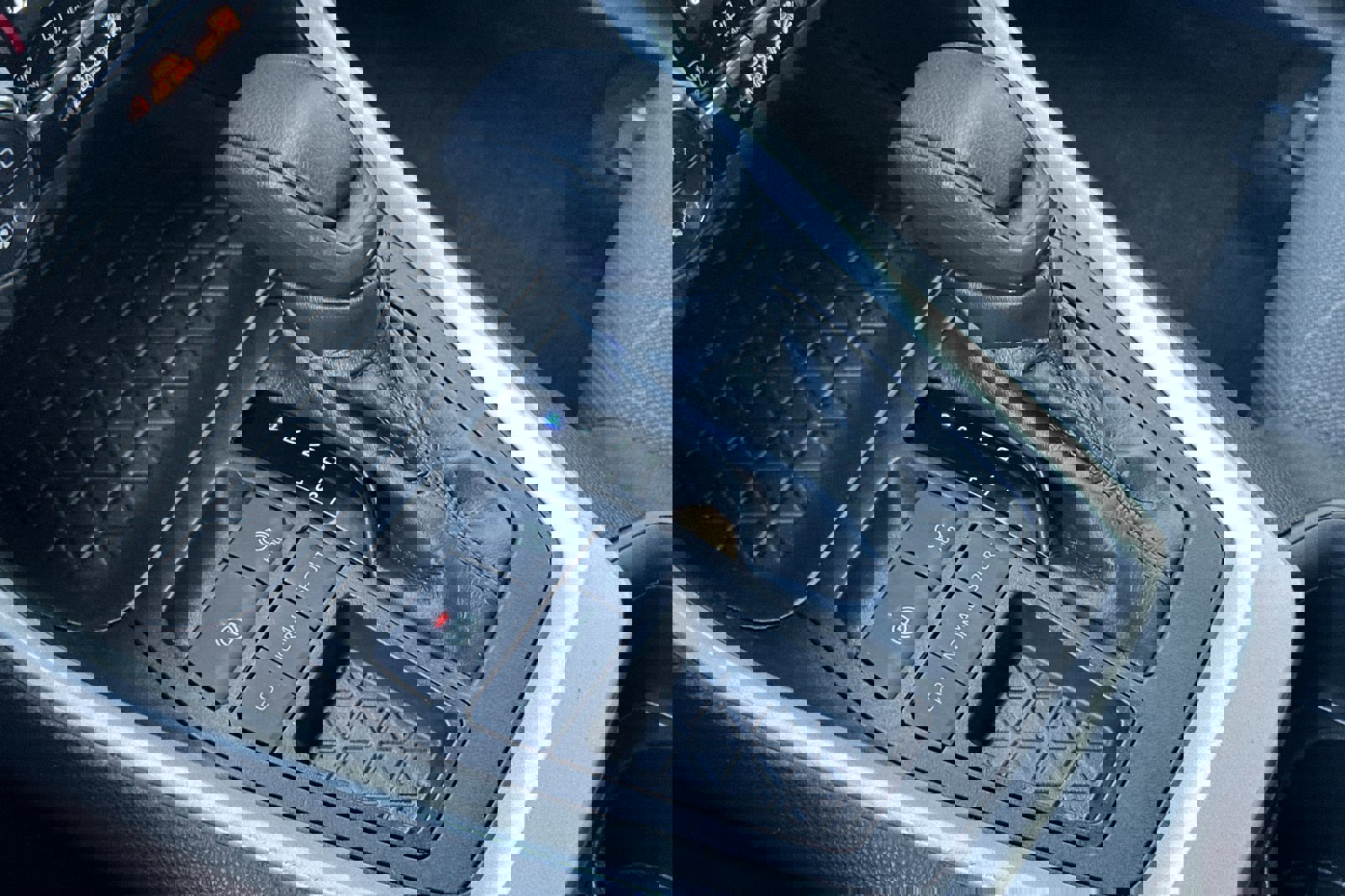 Used 2023 Toyota RAV4 XLE image 19