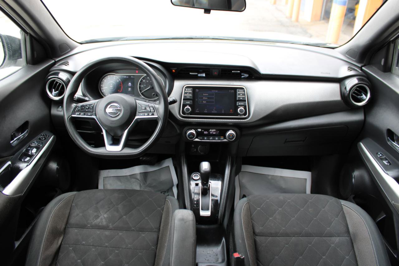 Used 2019 Nissan Kicks SV FWD image 40
