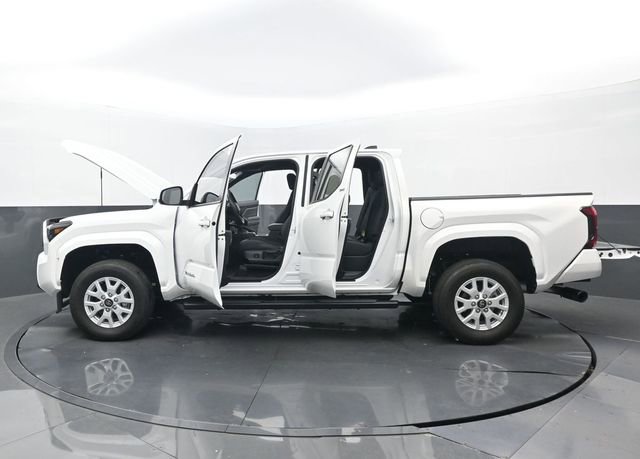 Used 2024 Toyota Tacoma SR5 image 34