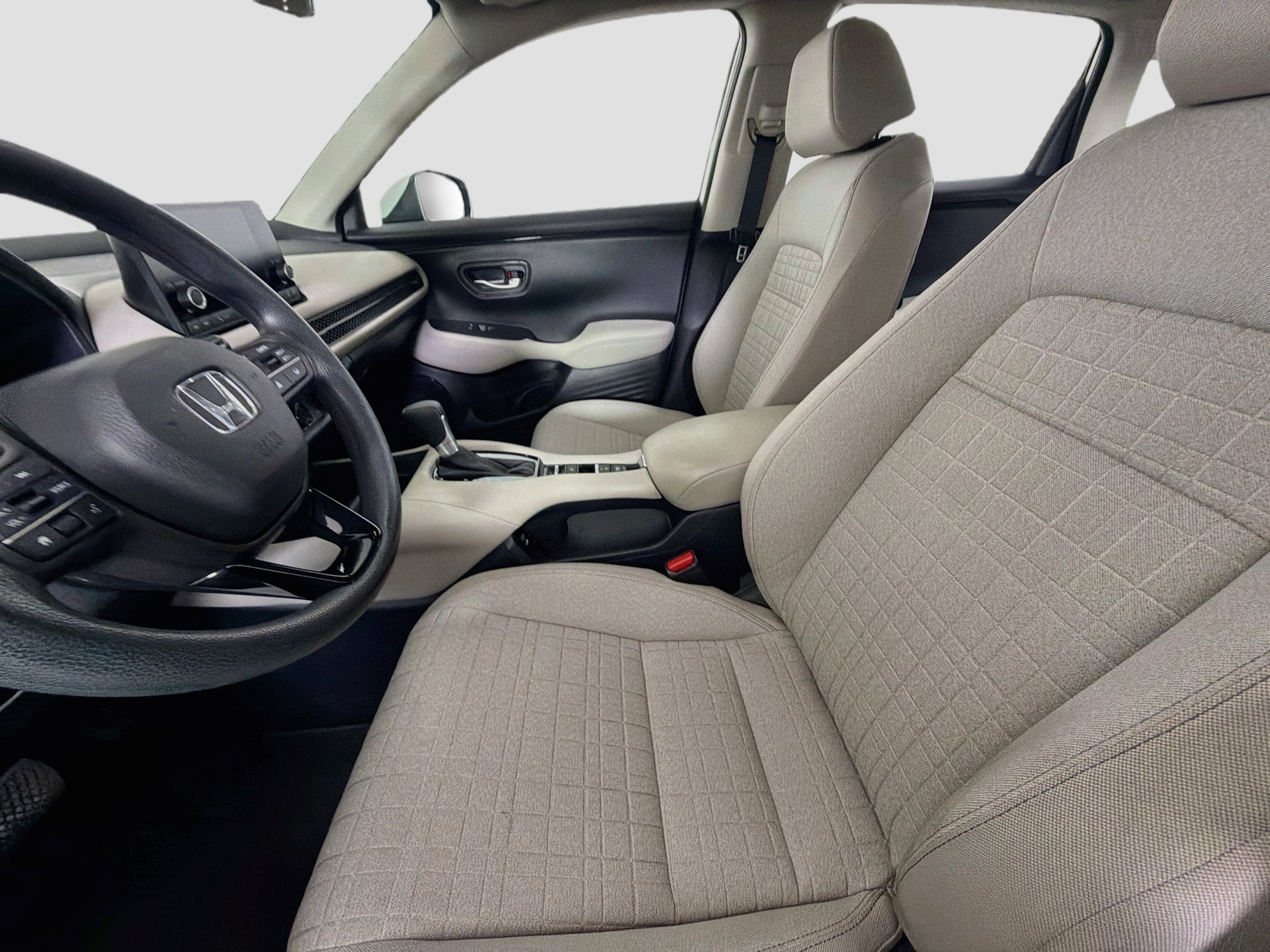 Used 2024 Honda HR-V LX image 13