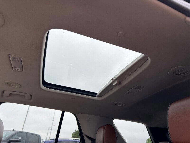 Used 2019 Chevrolet Traverse High Country w/ LPO, Floor Liner Package image 23