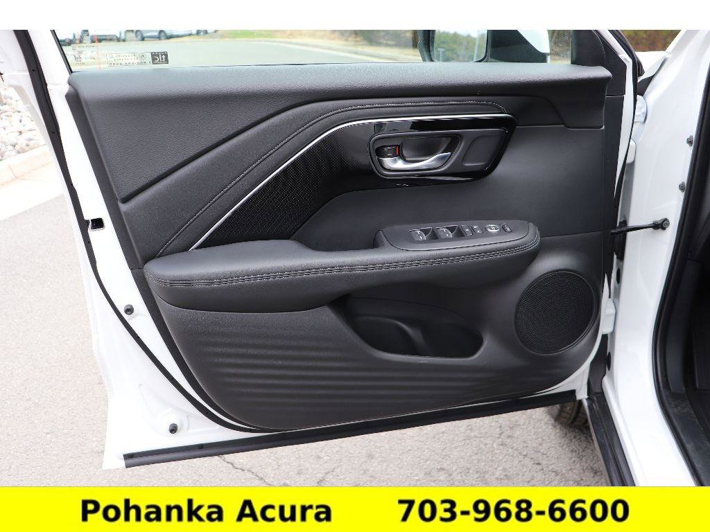 Certified 2025 Acura ADX Base image 26