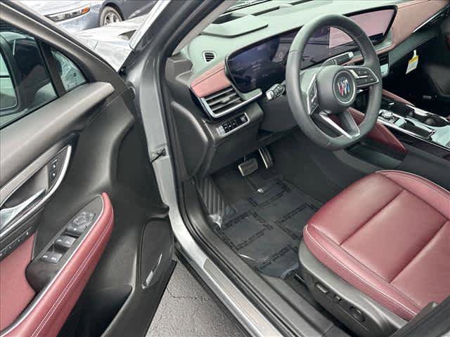 Used 2024 Buick Envision Sport Touring AWD/4WD image 9