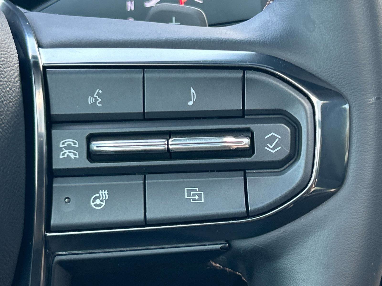 Certified 2024 GMC Acadia AT4 w/ Luxury Package image 21