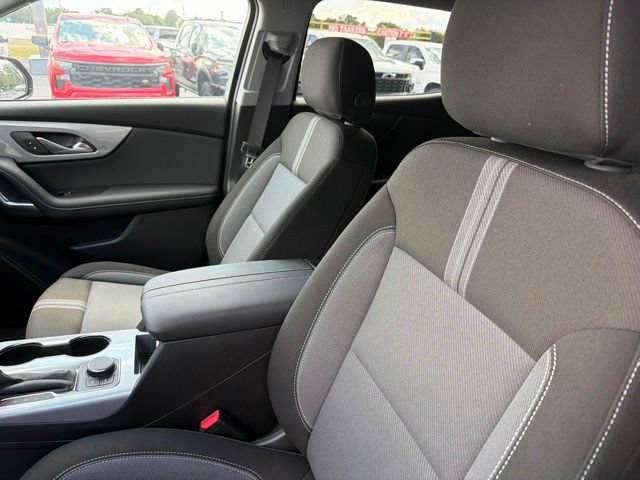 New 2026 Chevrolet Blazer LT w/ Convenience Package FWD image 11