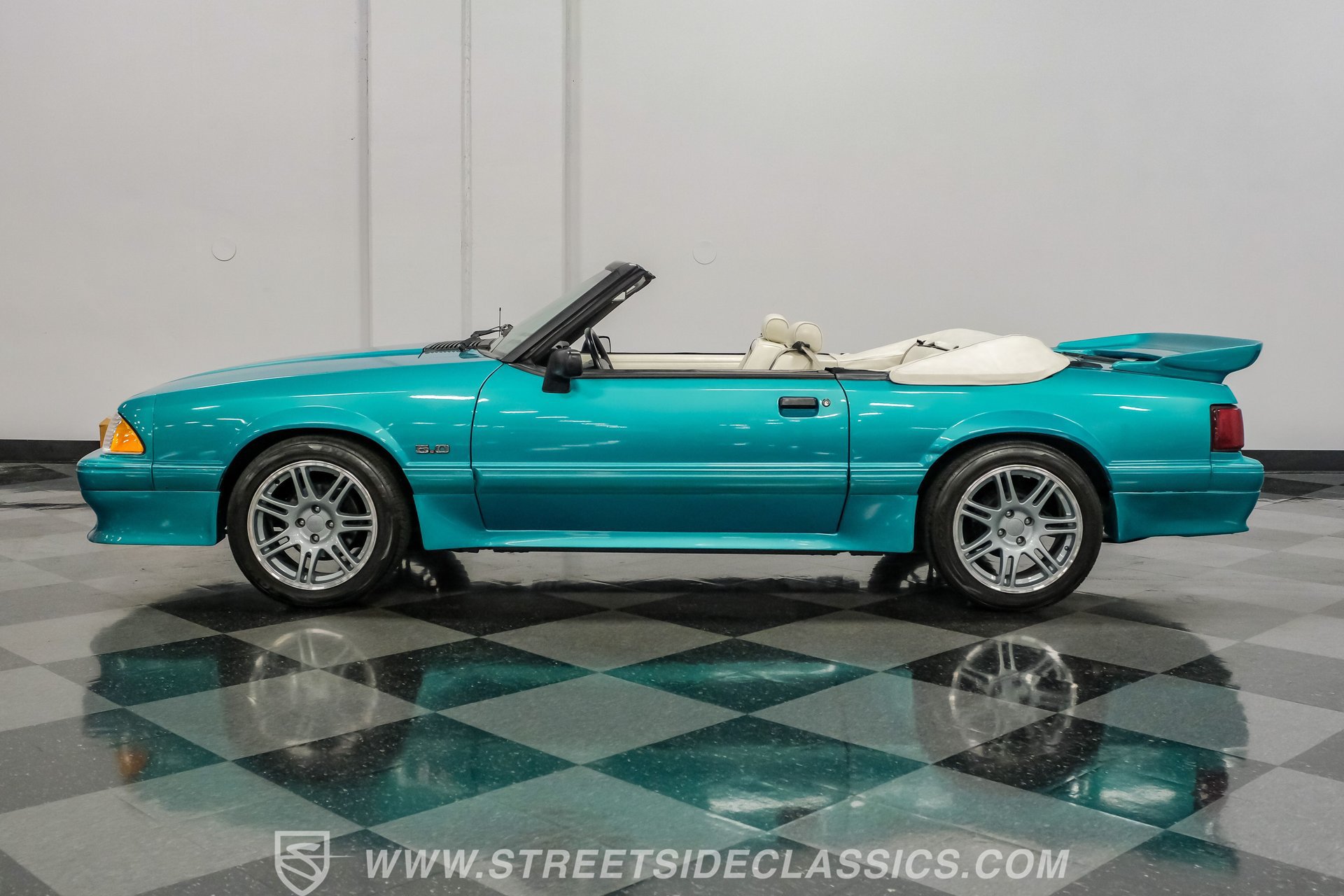 Used 1991 Ford Mustang LX RWD image 7