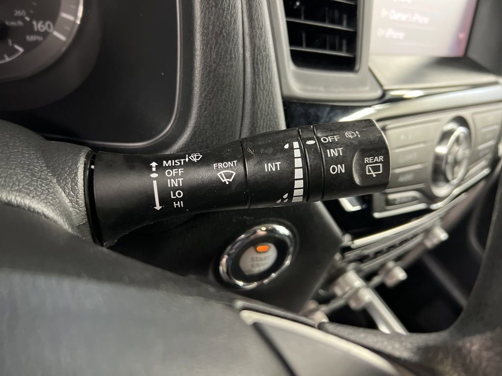 Used 2017 Nissan Pathfinder S AWD/4WD image 20