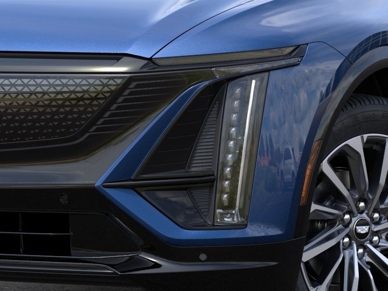 New 2027 Cadillac Lyriq Sport RWD image 11