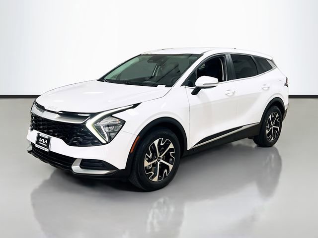 Certified 2023 Kia Sportage EX image 3