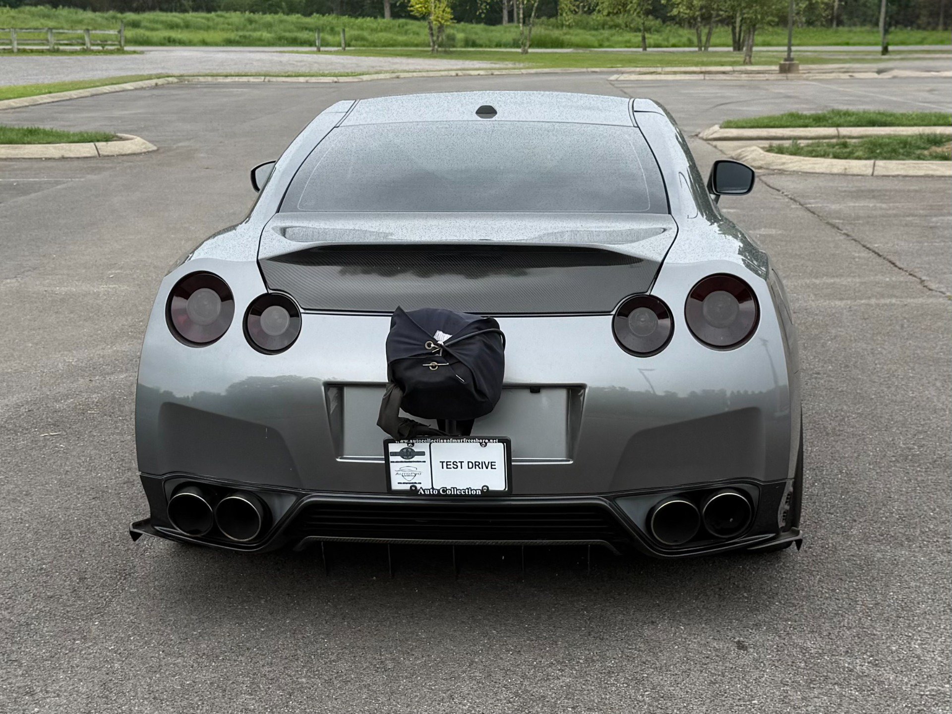 Used 2012 Nissan GT-R Premium AWD/4WD image 6