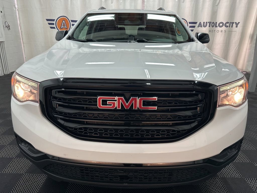 Used 2019 GMC Acadia SLT w/ Black Edition image 3