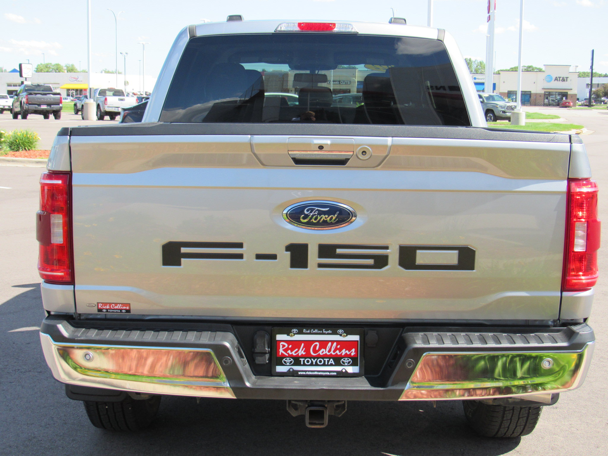 Used 2022 Ford F150 XLT w/ Equipment Group 302A High AWD/4WD image 7