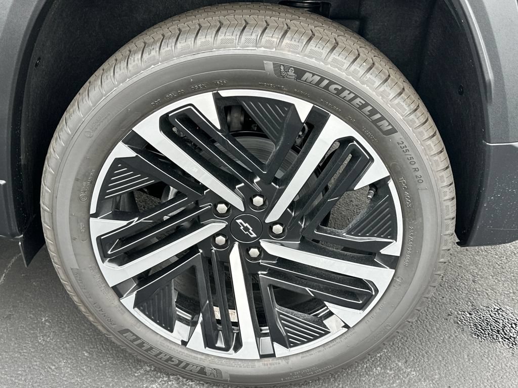 New 2026 Chevrolet Equinox RS w/ Convenience Package III AWD/4WD image 28