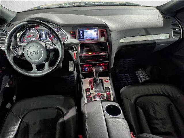Used 2014 Audi Q7 3.0T S line Prestige w/ Technology Package image 17