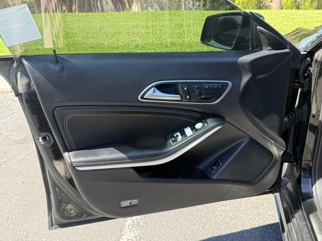 Used 2016 Mercedes-Benz CLA 250 image 7