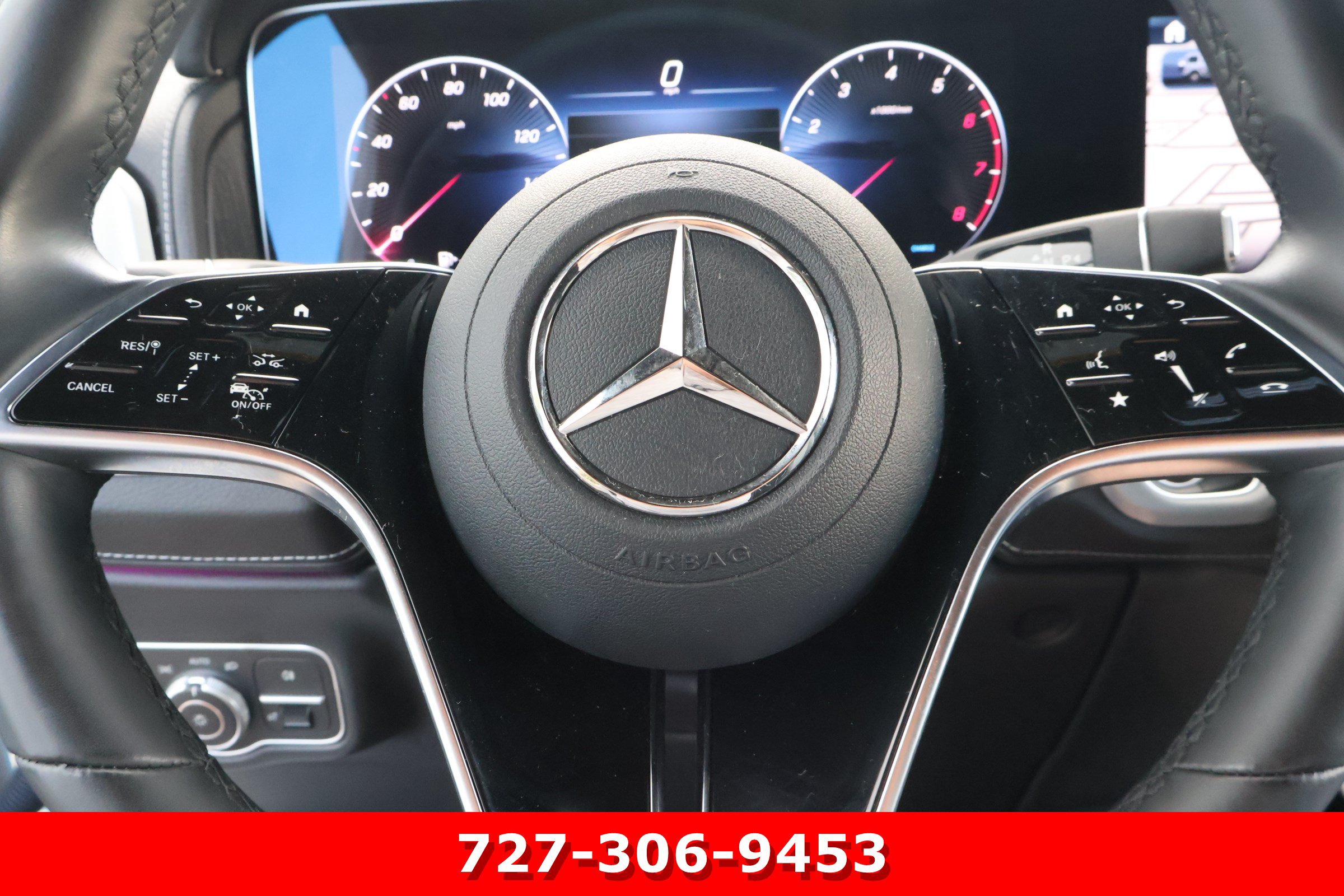 Used 2025 Mercedes-Benz G 550 image 25