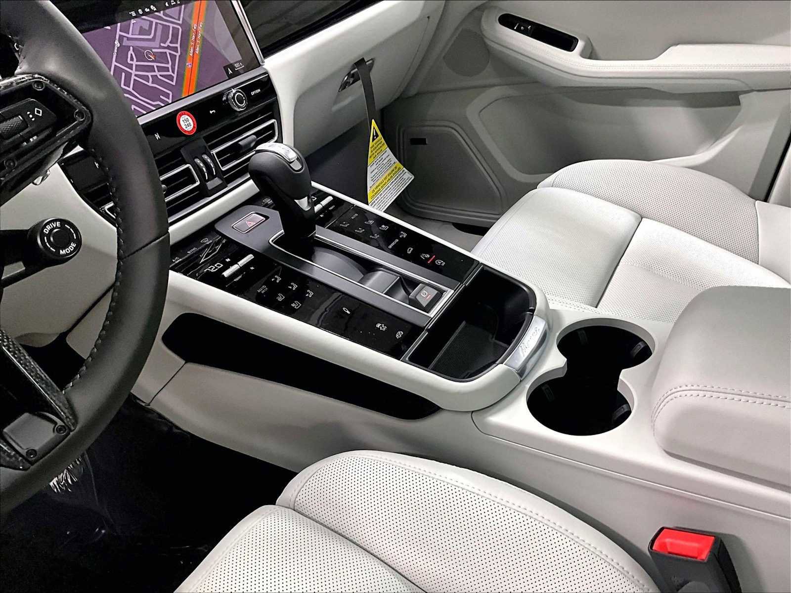 New 2026 Porsche Macan Turbo AWD/4WD image 17