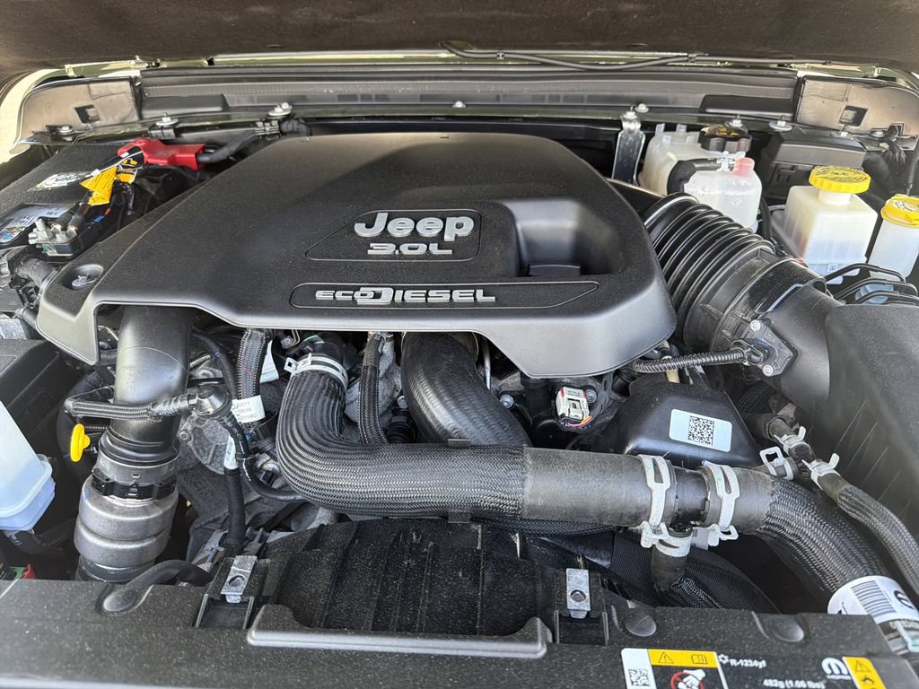 Used 2023 Jeep Gladiator Sport AWD/4WD image 34
