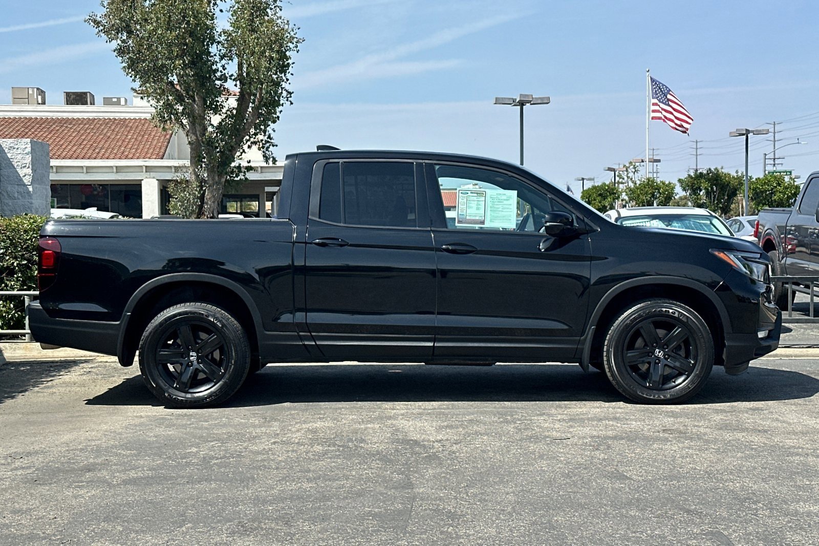 Used 2023 Honda Ridgeline Black Edition image 3