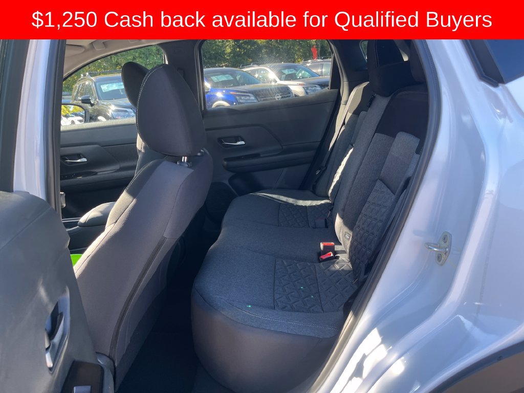 New 2027 Nissan Kicks SV w/ SV Premium Package FWD image 30