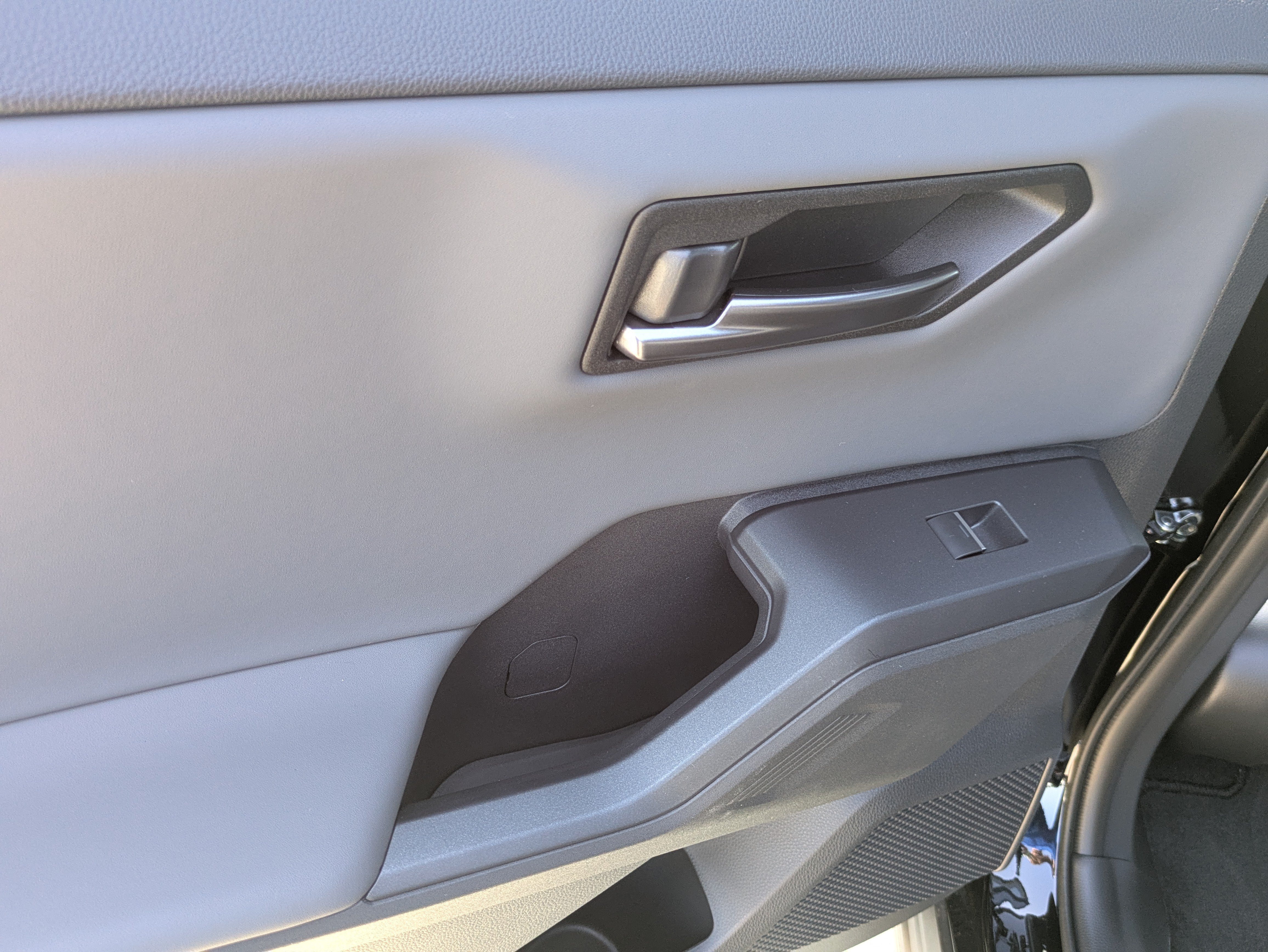 New 2026 Toyota RAV4 XSE AWD/4WD image 15