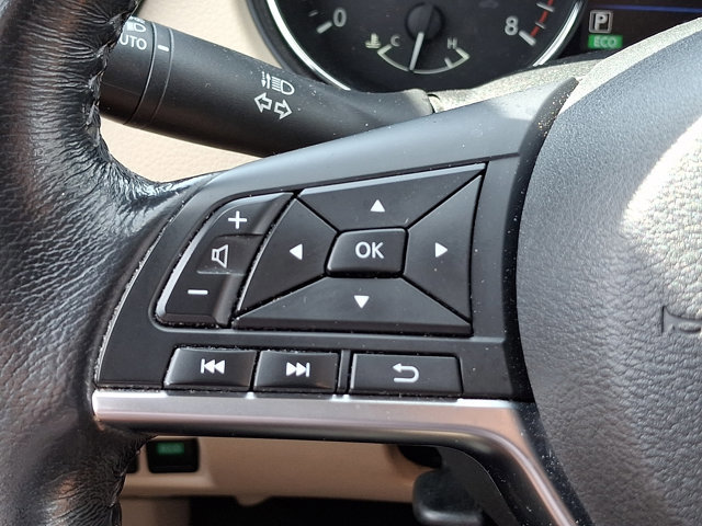 Used 2020 Nissan Rogue SV w/ Premium Package image 20