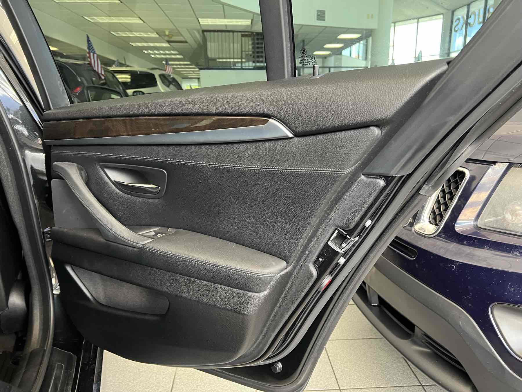 Used 2013 BMW 535i Sedan RWD image 19
