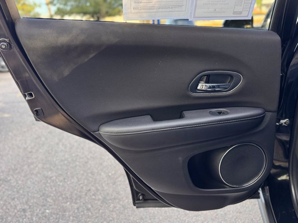 Used 2018 Honda HR-V EX image 20