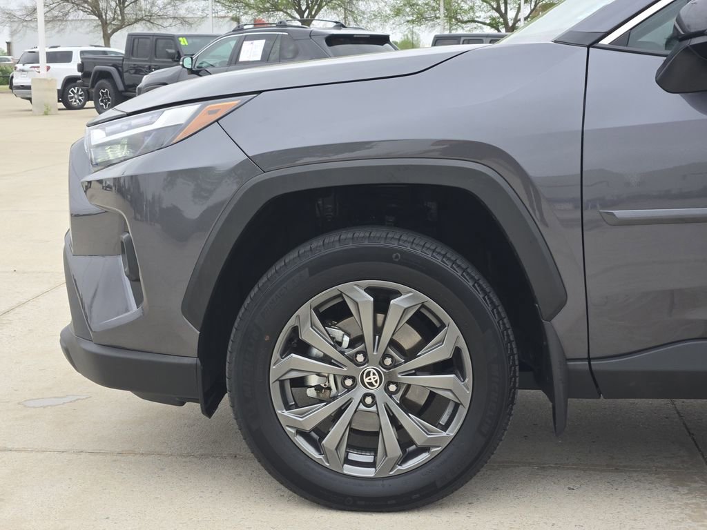 Certified 2025 Toyota RAV4 XLE Premium image 8