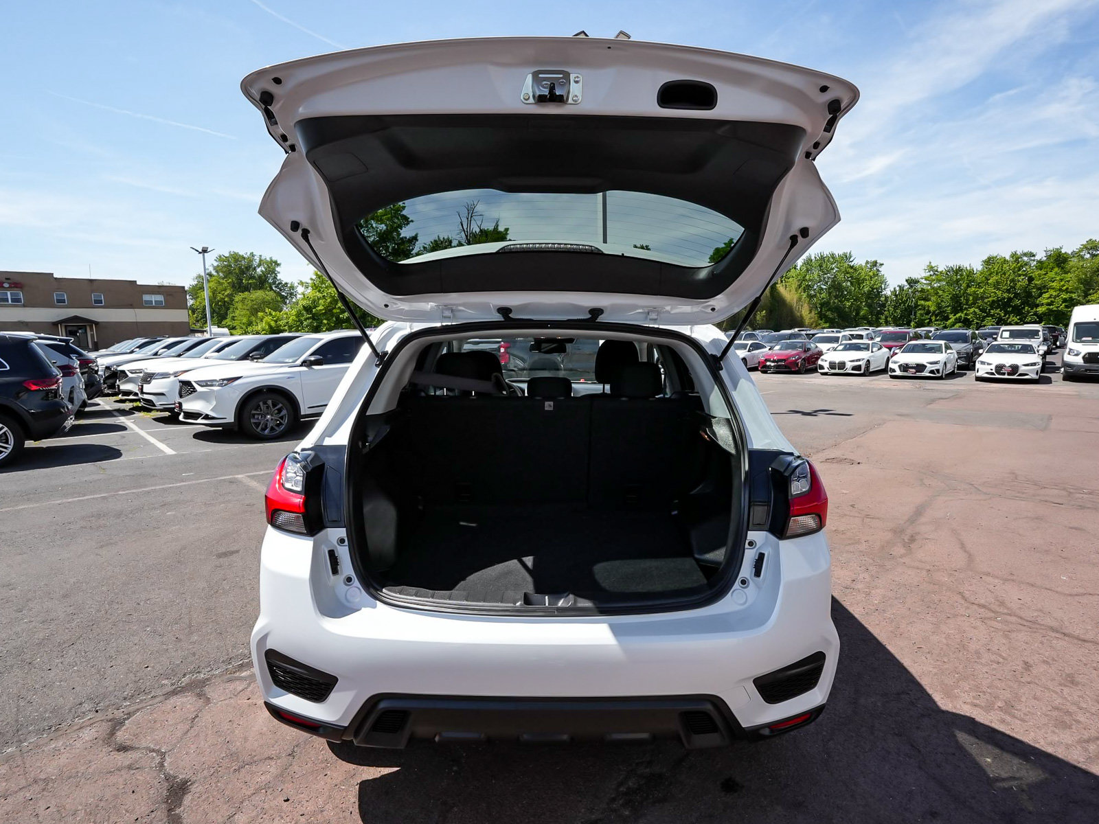 Used 2024 Mitsubishi Outlander Sport ES AWD/4WD image 41