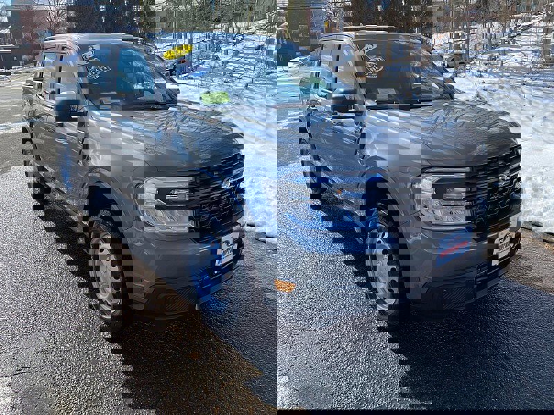 Certified 2023 Ford Maverick XL image 3